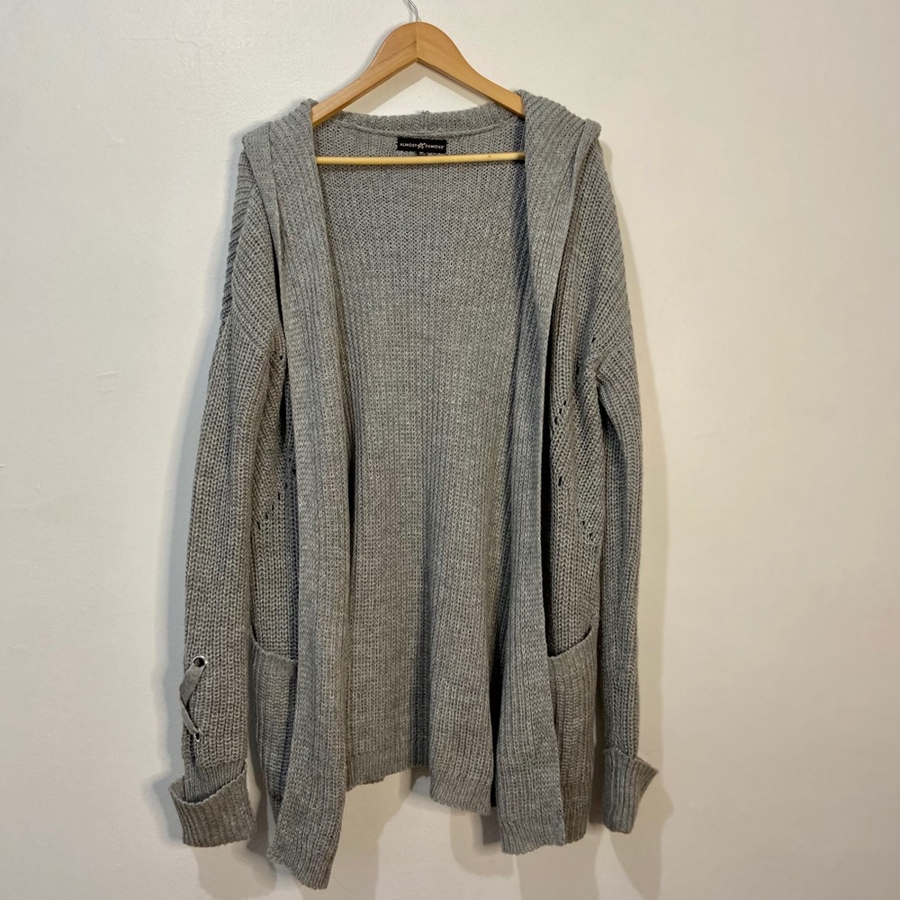 Hooded grey cardigan